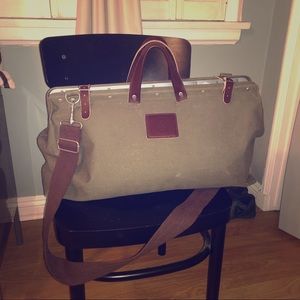 Green canvas/Brown leather Gentlemen’s Weekend Bag